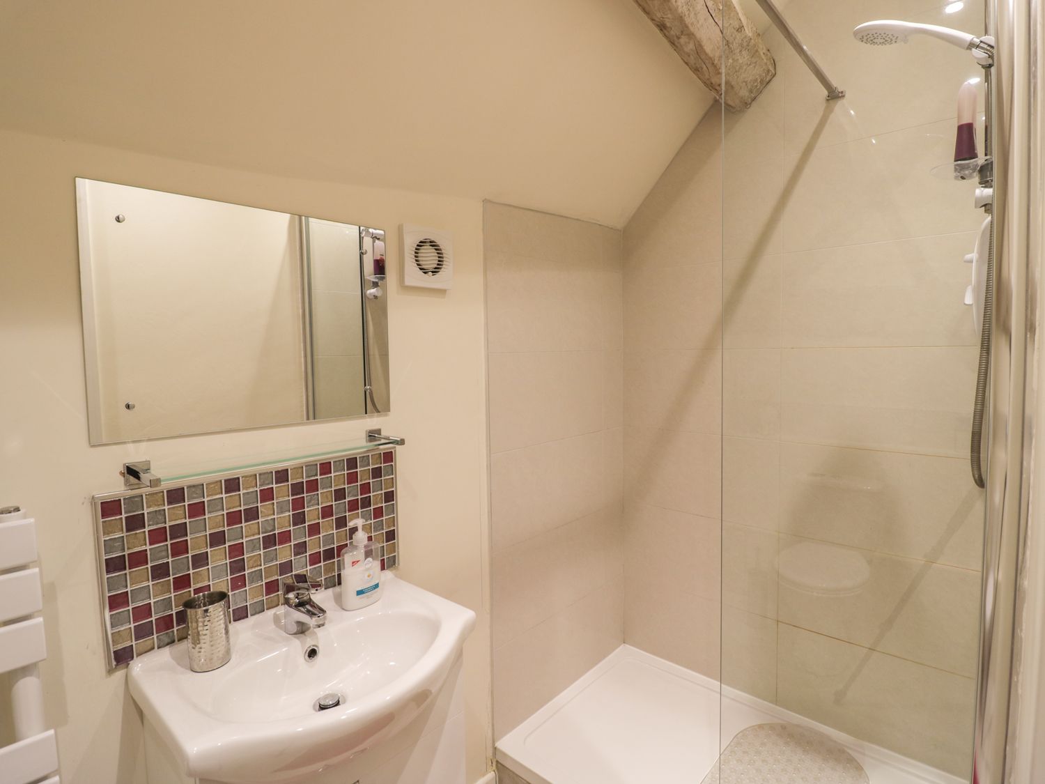 The Bolt Hole, Warwickshire