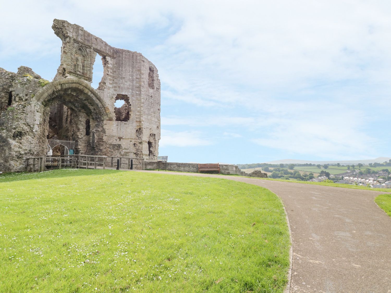 10 Ty Coch Street, Henllan