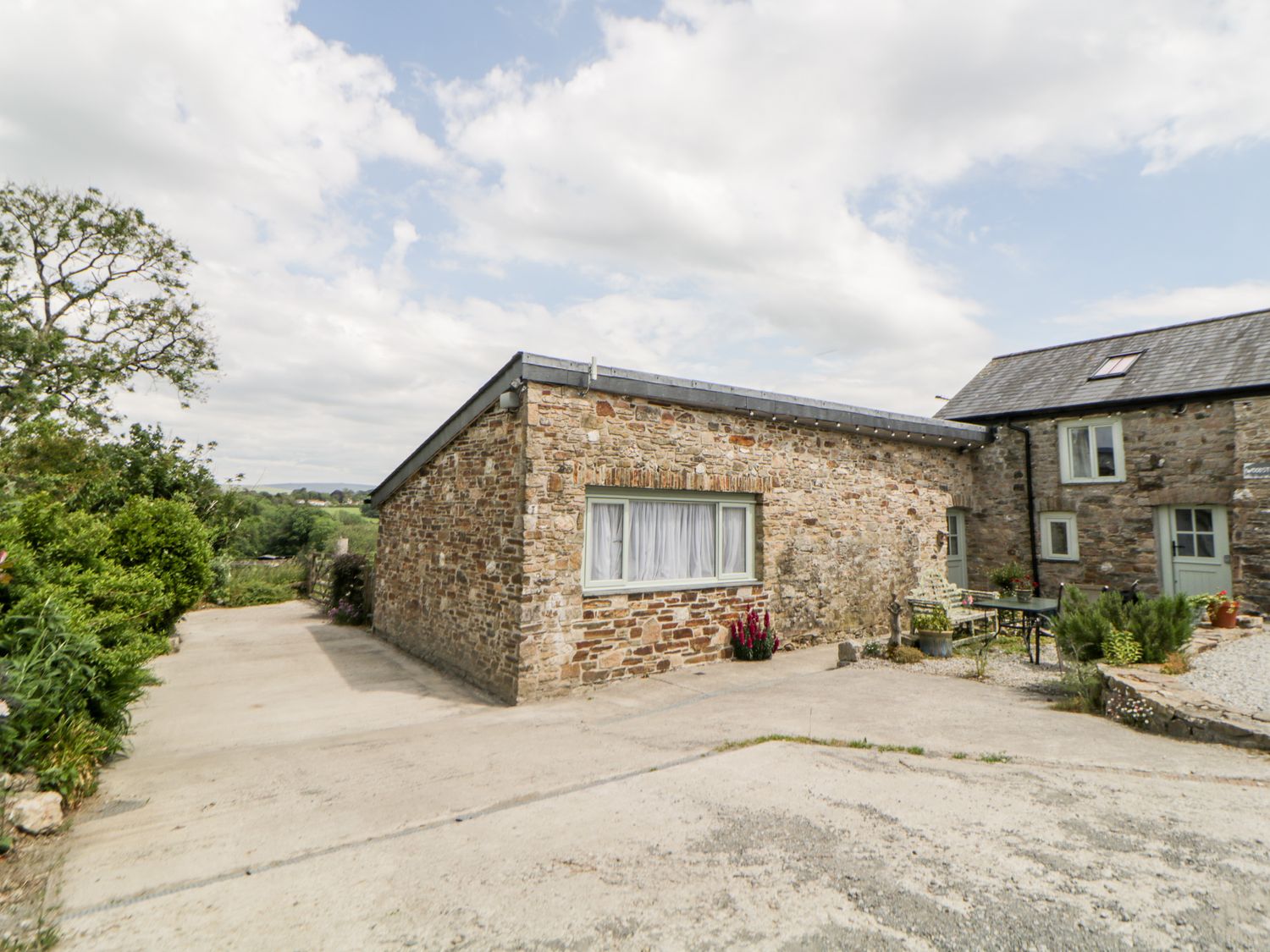 Owl Barn, Devon 