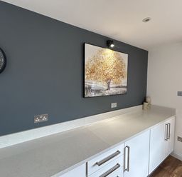 Property photo 5 of 34