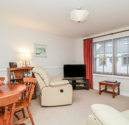 Property photo 5 of 19