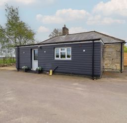 A house with a garden at Country Retreat Ponteland