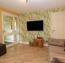 Property photo 5 of 34