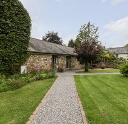 Property photo 2 of 72