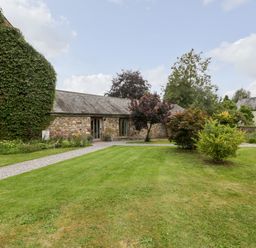 Property photo 3 of 72