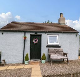 Property photo 2 of 42