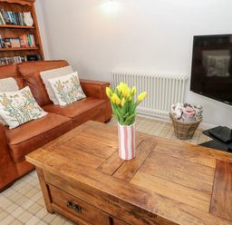 Property photo 5 of 51