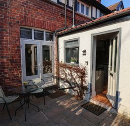Property photo 2 of 46