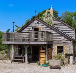 Property photo 2 of 43