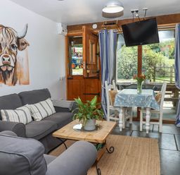 Property photo 5 of 43