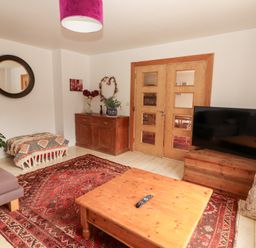 Property photo 4 of 49