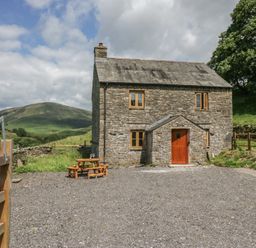 Property photo 2 of 41