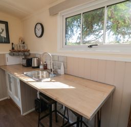 Property photo 5 of 32