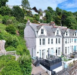 A house with balconies and gardens at Overdale Looe