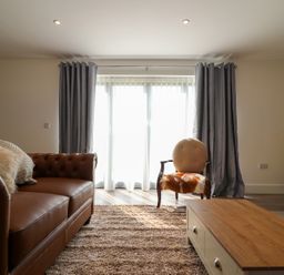 Property photo 5 of 48