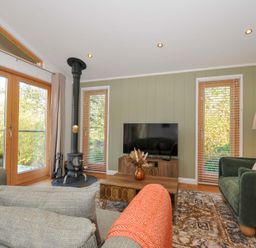 Property photo 2 of 45