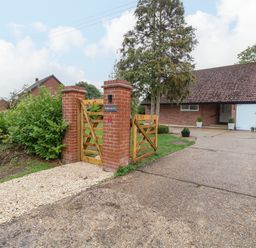 Property photo 2 of 38