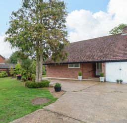 Property photo 3 of 38