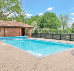 Property photo 4 of 79