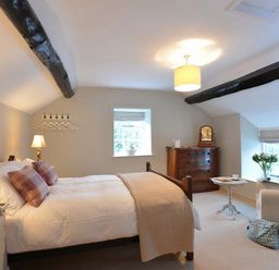 Property photo 5 of 10