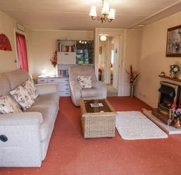 Property photo 5 of 33