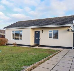 Property photo 2 of 23