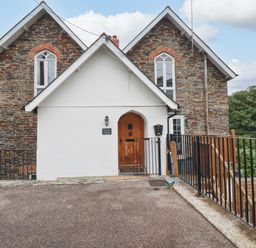 A house with a door and windows at Tower House in Boscastle