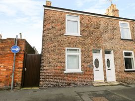 3 bedroom Cottage for rent in Filey