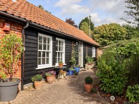 1 bedroom Cottage for rent in Saxmundham