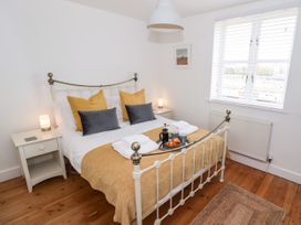 Sunshine Cottage - North Yorkshire (incl. Whitby) - 1003472 - thumbnail photo 9