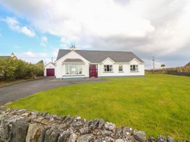 4 bedroom Cottage for rent in Miltown Malbay