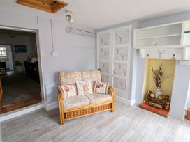 Southrepps Lodge - Norfolk - 1004107 - thumbnail photo 11