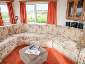 Alken Caravan - Antrim - 1008111 - thumbnail photo 5