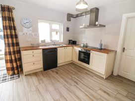 38 Castlewood Park - County Kerry - 1008487 - thumbnail photo 12