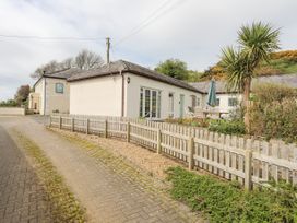 3 bedroom Cottage for rent in Brynsiencyn