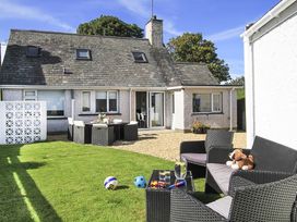 4 bedroom Cottage for rent in Morfa Nefyn