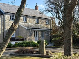 3 bedroom Cottage for rent in Penzance