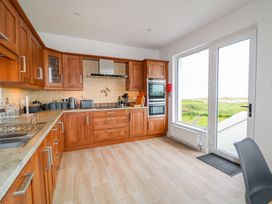 Seacoast Cottage -  - 1011214 - thumbnail photo 11