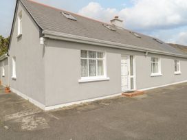 Lake View Cottage - Shancroagh & County Galway - 1011472 - thumbnail photo 1
