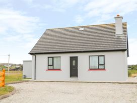 5 bedroom Cottage for rent in Kincasslagh