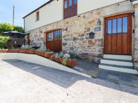 2 bedroom Cottage for rent in St Austell