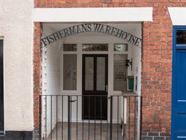Fishermans Warehouse - North Yorkshire (incl. Whitby) - 1015662 - thumbnail photo 8