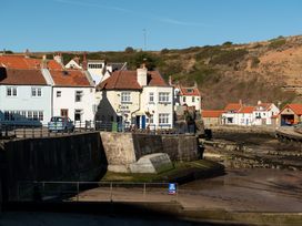 Roxby Cottage - North Yorkshire (incl. Whitby) - 1015761 - thumbnail photo 13