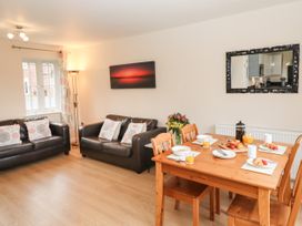 Sleeper Cottage - North Yorkshire (incl. Whitby) - 1015771 - thumbnail photo 3