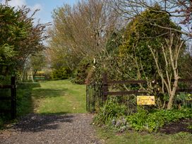 Honeycomb Cottage - North Yorkshire (incl. Whitby) - 1015788 - thumbnail photo 12
