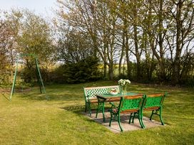 Honeycomb Cottage - North Yorkshire (incl. Whitby) - 1015788 - thumbnail photo 15