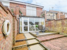 2 bedroom Cottage for rent in Lowestoft