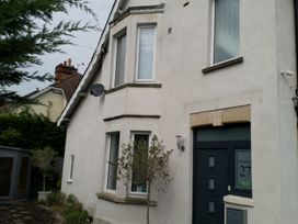 5 bedroom Cottage for rent in Glastonbury