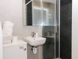 Little Daisy Cottage - North Yorkshire (incl. Whitby) - 1021348 - thumbnail photo 10