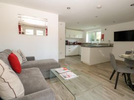 1 bedroom Cottage for rent in Guildford
